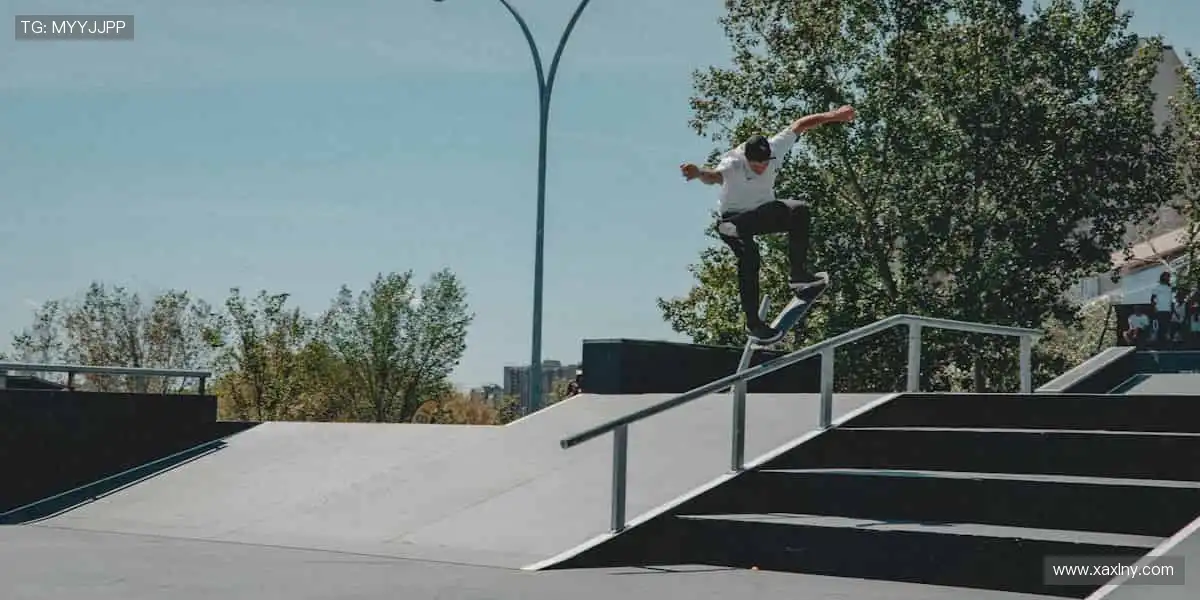 球迷专属，周边一站式购齐！🎁👕